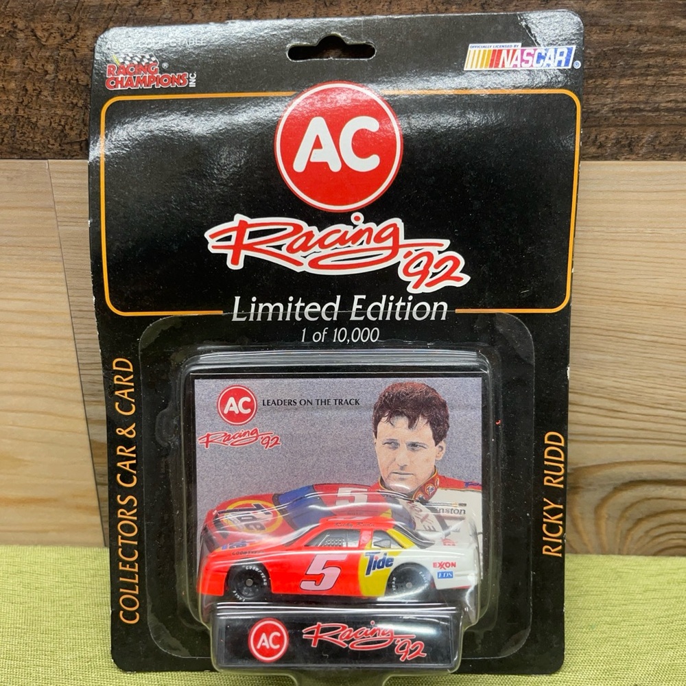 Ricky Rudd limited edition collectors car and card diecast scale 1:64